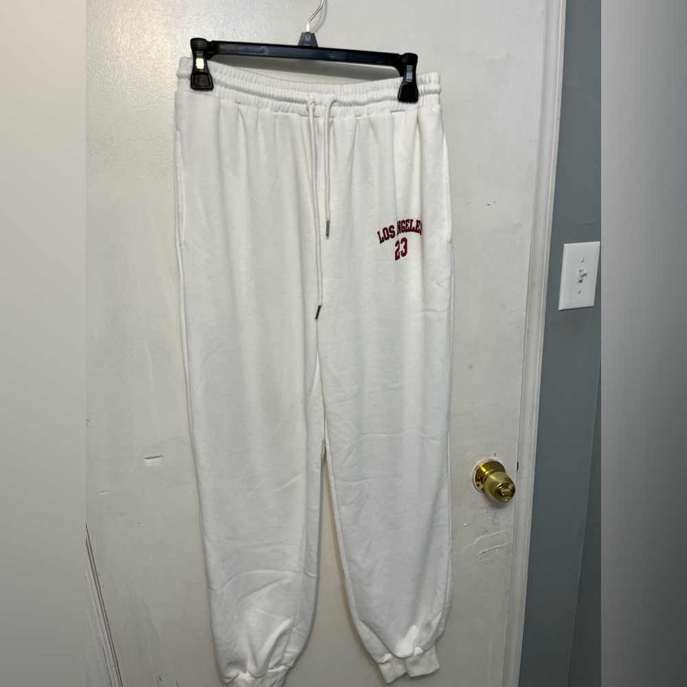 3/$15 White drawstring joggers Los Angeles 23